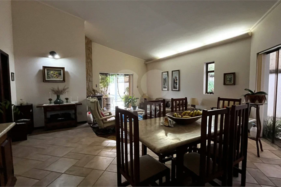 Casa à venda com 3 quartos, sendo 1 suíte, em Jardim Dos Estados, Poços de Caldas - MG