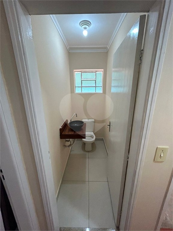 Sobrado em São Paulo com 140m², 4 dormitórios e 2 vagas de garagem