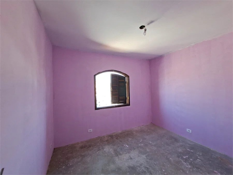 Sobrado à venda com 3 quartos, sendo 1 suíte, em Jardim Esmeralda, São Paulo, SP