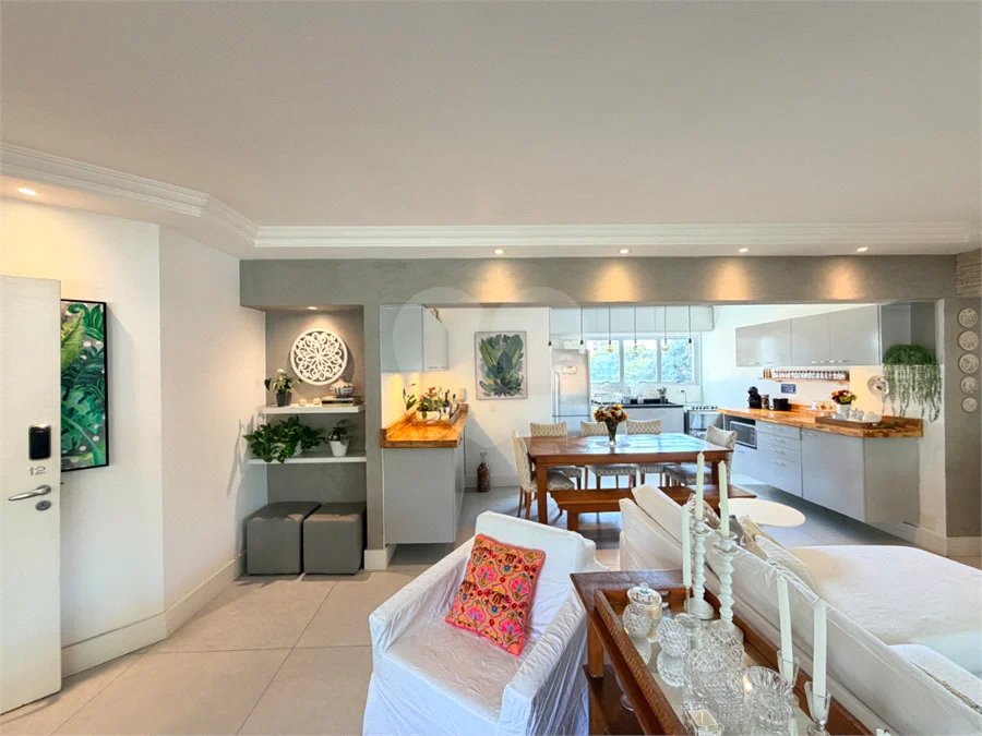 Apartamento a venda na Vila Olímpia com 3 quartos, São Paulo - SP