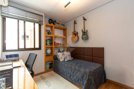 Apartamento de 233 m² à venda em Higienópolis com 4 dormitórios.
