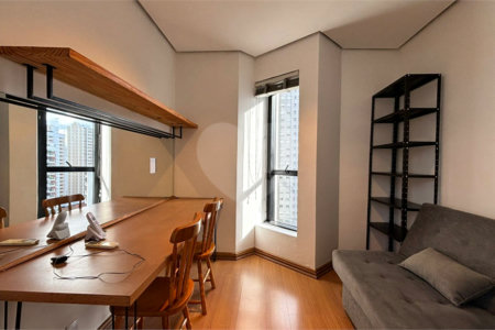 Cobertura duplex com 90 m², perfeita para quem busca conforto, privacidade e uma excelente localização.