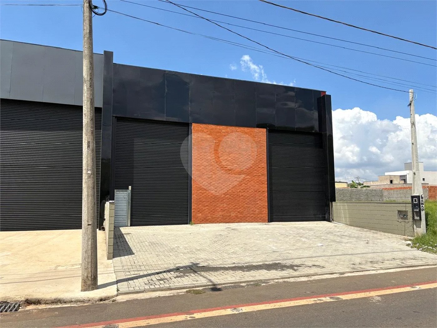 Galpão Comercial para venda e locação no Bairro Santa Rita em Piracicaba/SP.