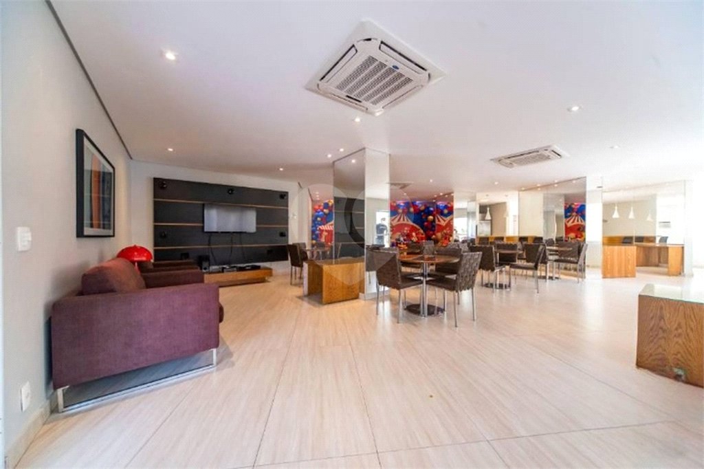 Apartamento na Mooca 3 suítes 108m² com 2 vagas, repleto de área de lazer.