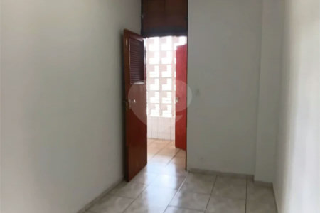 Apartamento à venda ou para alugar com 2 quartos, sendo 1 suíte,  no Centro, São Roque, SP