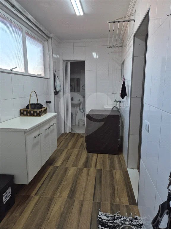 Apartamento à venda no Edifício Pedro Ometto, no coração de Piracicaba.