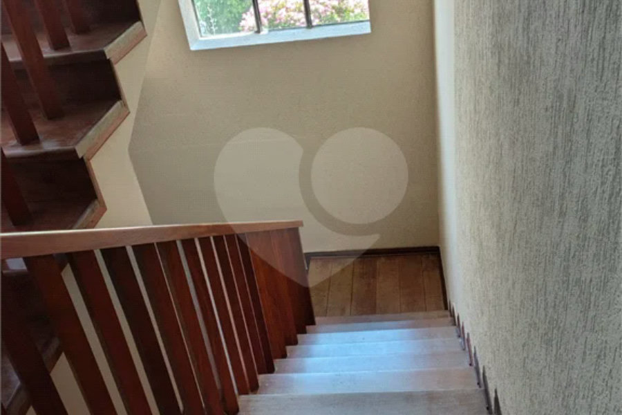 Casa à venda ou para alugar com 5 quartos, sendo 2 suítes, em Jardim Dos Estados, Poços de Caldas - MG