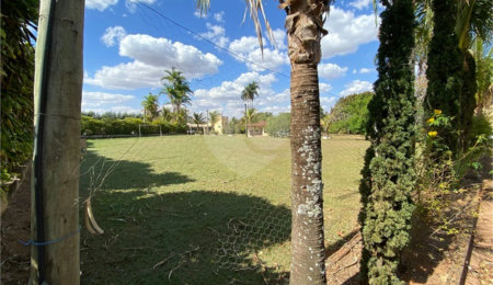 Chácara à venda com 3 quartos, sendo 1 suíte,  em Jardim Munique, São Carlos, SP