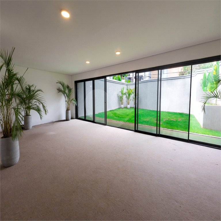 Casa à venda com 4 suítes no condomínio Casa Jardim Itaverá, São Paulo - SP