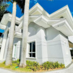 Belíssima casa à venda com 700 m² no Condomínio Tamboré, em Alphaville!!!