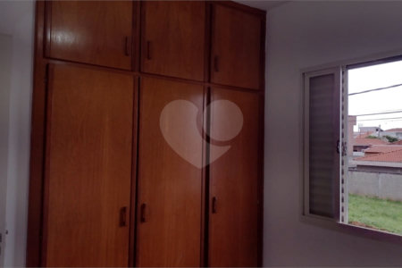 Apartamento no Condomínio Residencial Itaipu