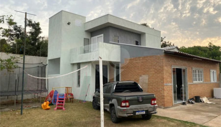 Casa à venda com 6 quartos, sendo 2 suítes,  em Solário da Mantiqueira, São João da Boa Vista, SP