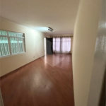 Sobrado em São Paulo com 140m², 4 dormitórios e 2 vagas de garagem