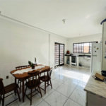 Casa á venda, com 03 Dormitórios, em São Carlos.