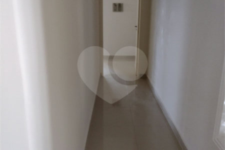 Indaiatuba- Recreio Internacional Viracopos - Terreno com 1000 ms - construido 200 ms - Sobrado com 3 dorms, 1 suite, Ar condicionado nos quartos e sala, cozinha com armários, cooktop, ampla varanda - Quiosque com churrasqueira e piscina , playground, garagem, deposito - R$ 1.500.000,00 - não ace