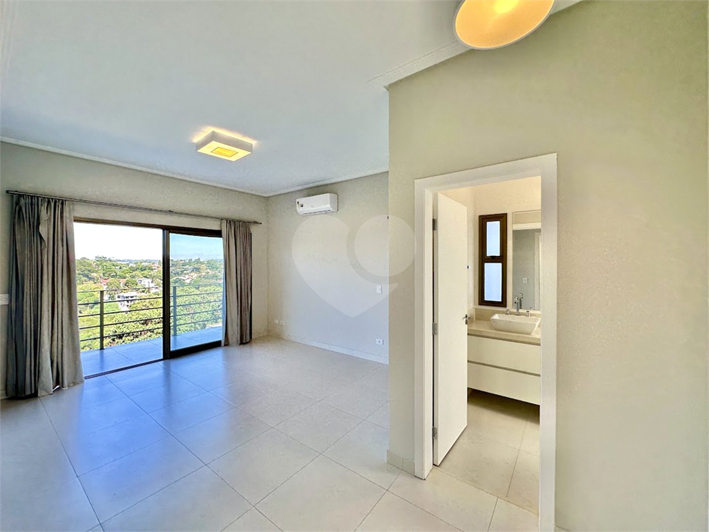Casa á venda - Granja Viana