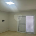 Indaiatuba - Sobrado para venda e Locação - Jardim Nely em Indaiatuba - R$ 425.000,00 - aceita parte em permuta - Bairro tranquilo com fácil acesso a rodovias, Shopping Polo Parque Mall - Assai, Polo shopping - Com duas suítes sendo uma com sacada, , lavabo. área de serviço , 2 vagas, portão ele
