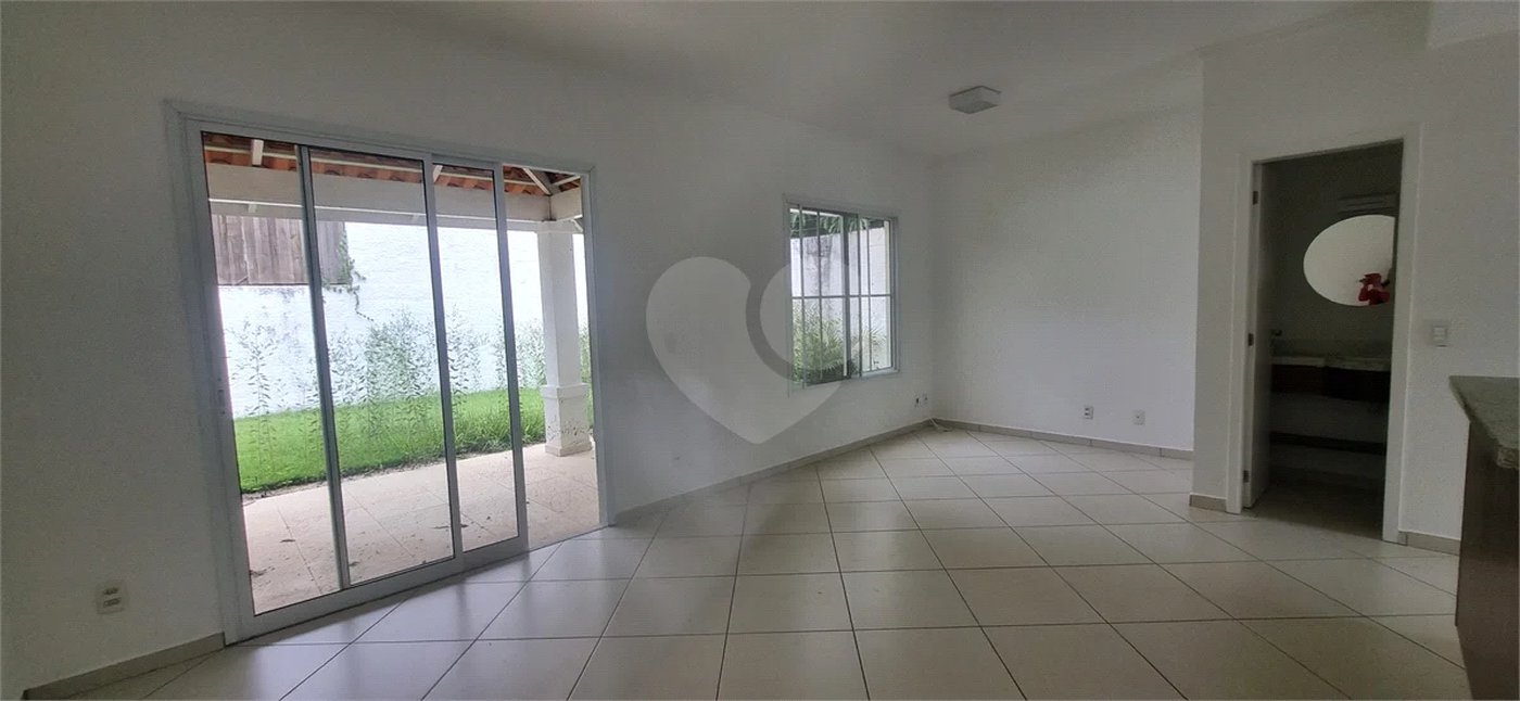 Lindo sobrado com 3 dormitórios (1 suíte com closet) e a.c. em todos os ambientes. à venda, 150 m², por R$ 960.000,00 no condomínio Casa Bella, em Indaiatuba/SP.