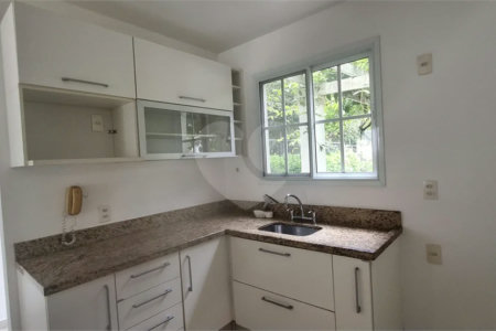 Lindo sobrado com 3 dormitórios (1 suíte com closet) e a.c. em todos os ambientes. à venda, 150 m², por R$ 960.000,00 no condomínio Casa Bella, em Indaiatuba/SP.
