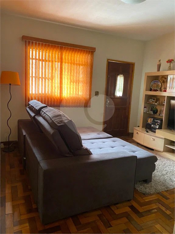 Três casas em terreno de 402m² , à venda no bairro Barcelona em São Caetano do Sul.