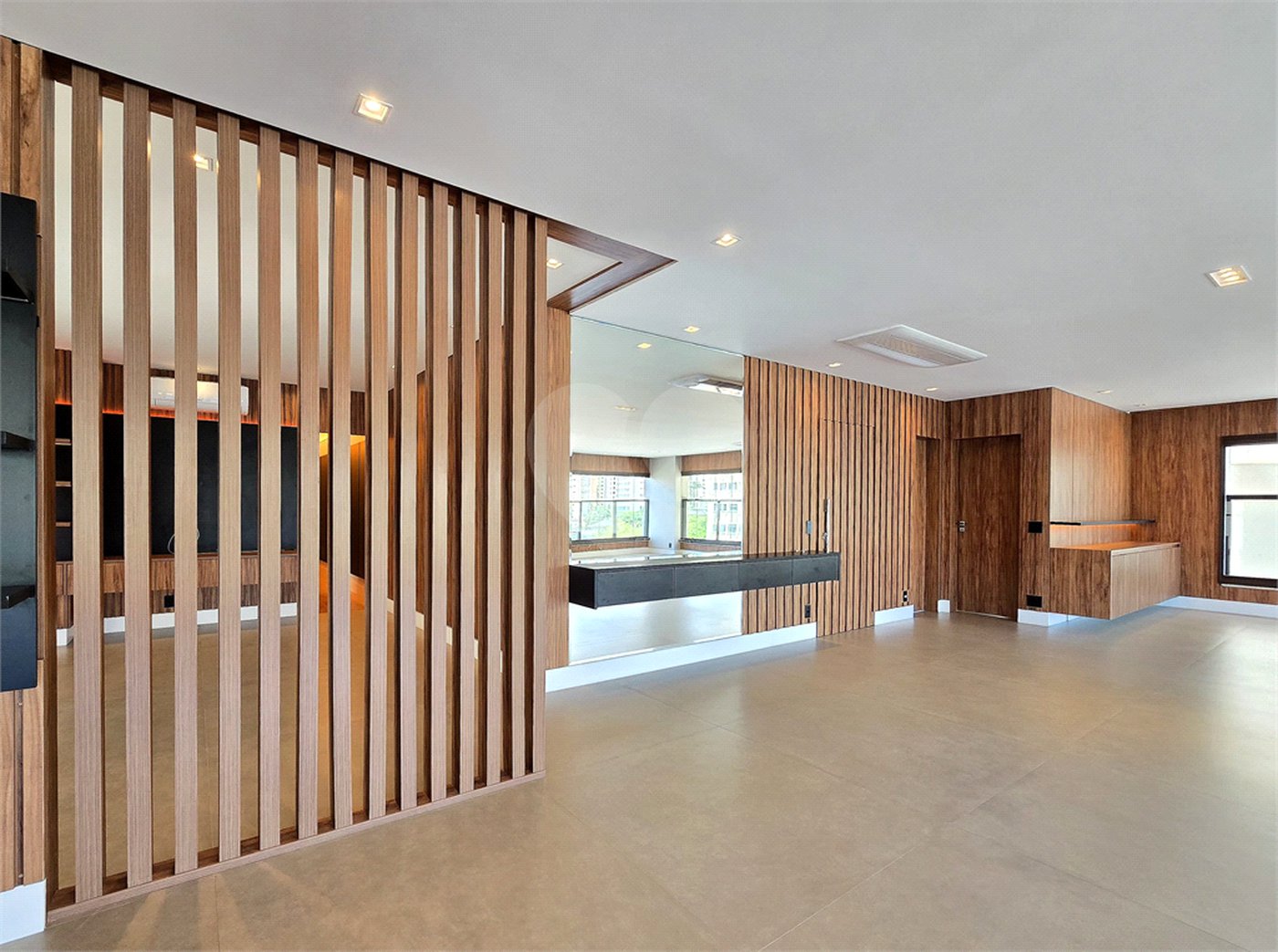 Apartamento 312 m² 4 Suítes 4 vagas 1 Por Andar em Higienópolis