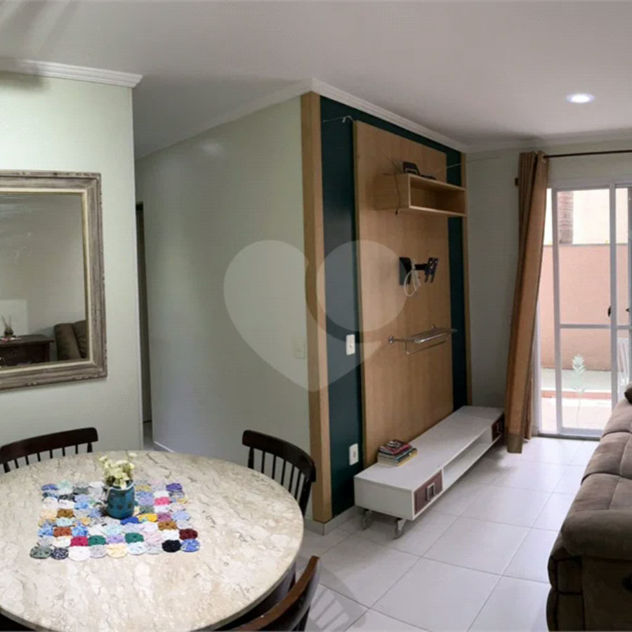 Avenida Tiradentes apartamento no térreo