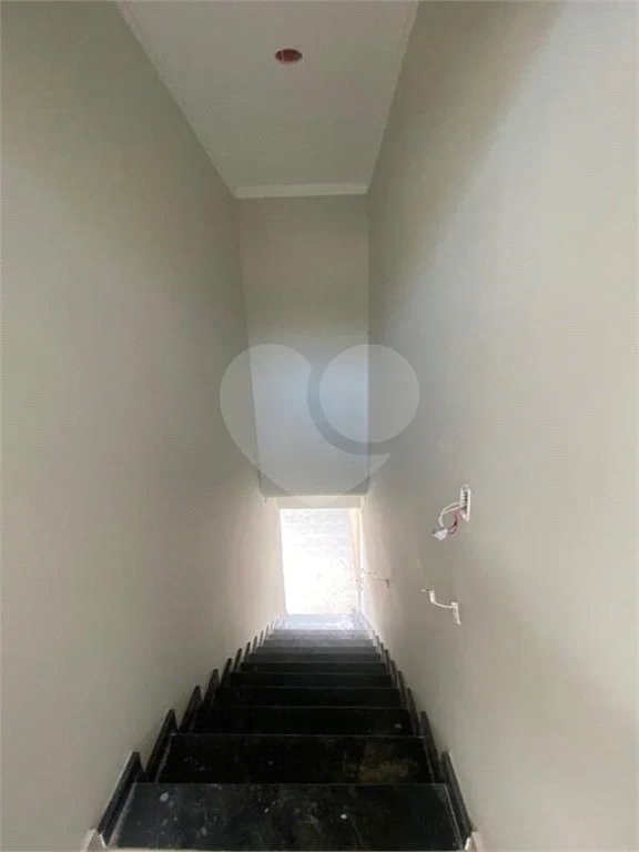 Linda casa nova á venda Jardim dos Sabias, 2 dormitorios um suite, uma vaga. 129m² de construção.