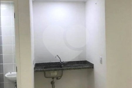 Sala comercial com 38m², 1 vaga de garagem, à venda na Vila Mariana