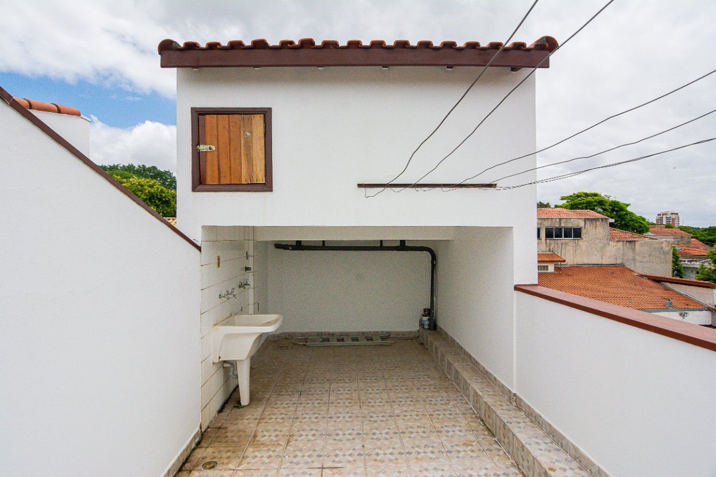 Sobrado à venda 187m² com 5 quartos, sendo 2 suítes, em Conjunto Residencial Butantã próximo à USP