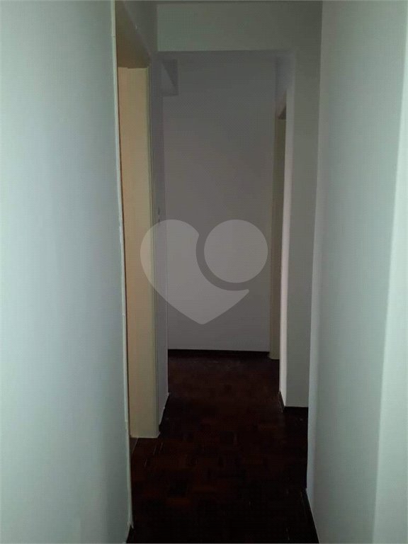 Apartamento para locação na Saúde de 80m² com 2 dormitórios.