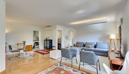 Apartamento à venda com 2 quartos, sendo 1 suíte,  em Campo Belo, São Paulo, SP