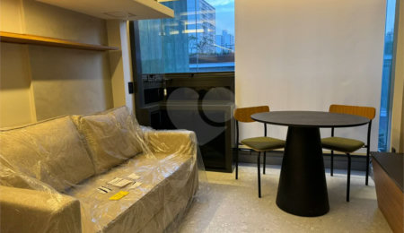 Locação - 1 dormitório com 34 m² – Brooklin, pertinho do metrô Pacote: R$ 5.000,00 | Totalmente mobiliado