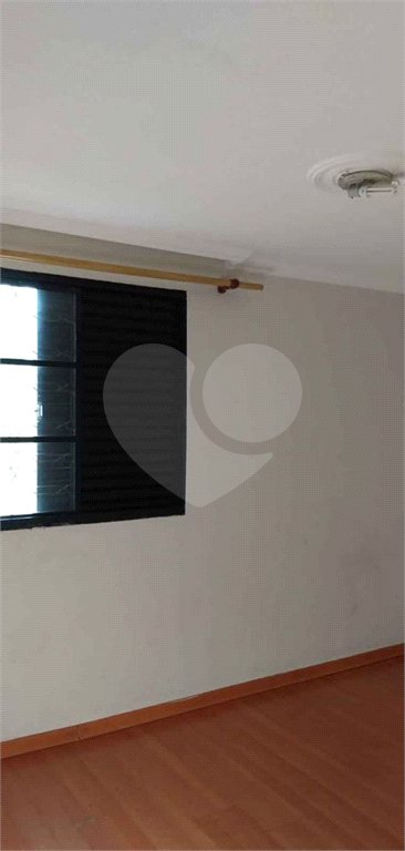 Apartamento no Condomínio Residencial Bela Vista I .