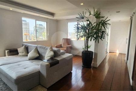 Cobertura 380m² - 4 quartos - Vila Nova Conceição em Frente a Praça Pereira Coutinho