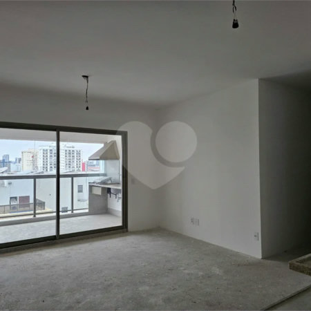 Casa Ibirapuera Apartments da Cyrela, a poucos minutos do Parque Ibirapuera, na Vila Clementino, com fácil acesso a Av. 23 de Maio e ao Shopping Santa Cruz. Apartamento de 2 dorms,, 1 suíte, 1 vaga de garagem.. Um condomínio com área de lazer tipo clube.