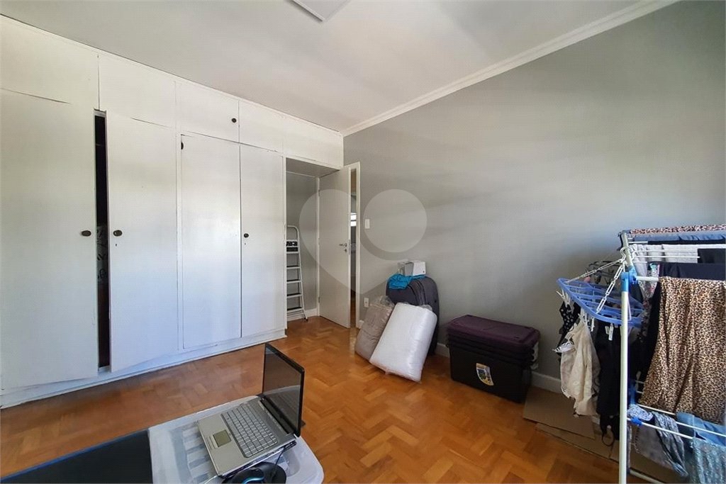 Ótimo apartamento com 3 dormitórios para venda na Vila Mariana!!