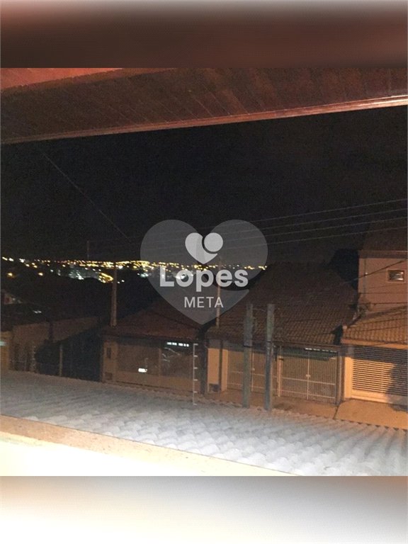 SOBRADO A VENDA, BAIRRO PARQUE DOS IPÊS, 3 DORMITORIOS 1 SENDO SUITE, 2 VAGAS DE GARAGEM, SJC/SP