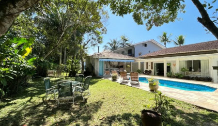Casa à venda com 4 quartos, sendo 3 suítes,  em Riviera de São Lourenço, Bertioga, SP