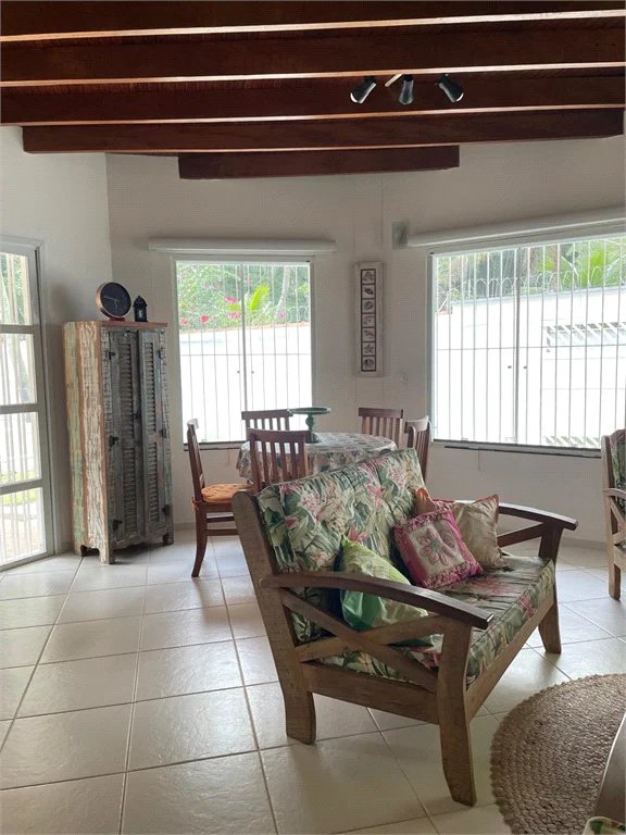 Casa à venda com 3 quartos, sendo 2 suítes, em Maresias, São Sebastião, SP