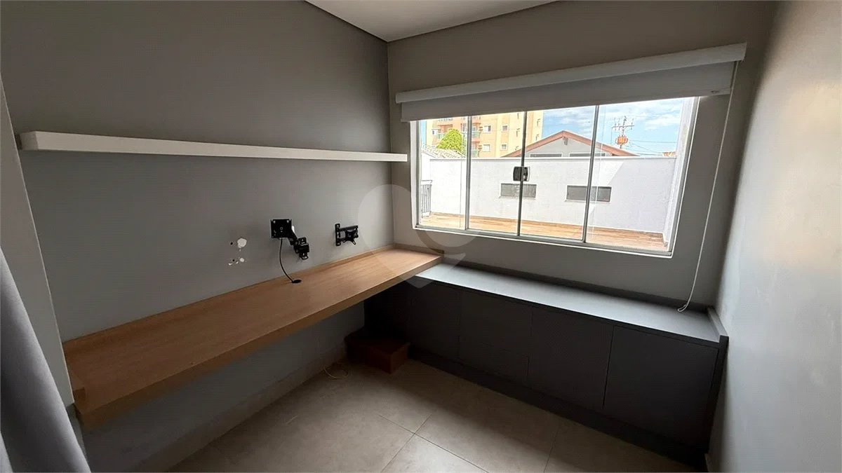 Casa a venda, composta por 2 casas separadas no Jaraguá em Piracicaba - SP.