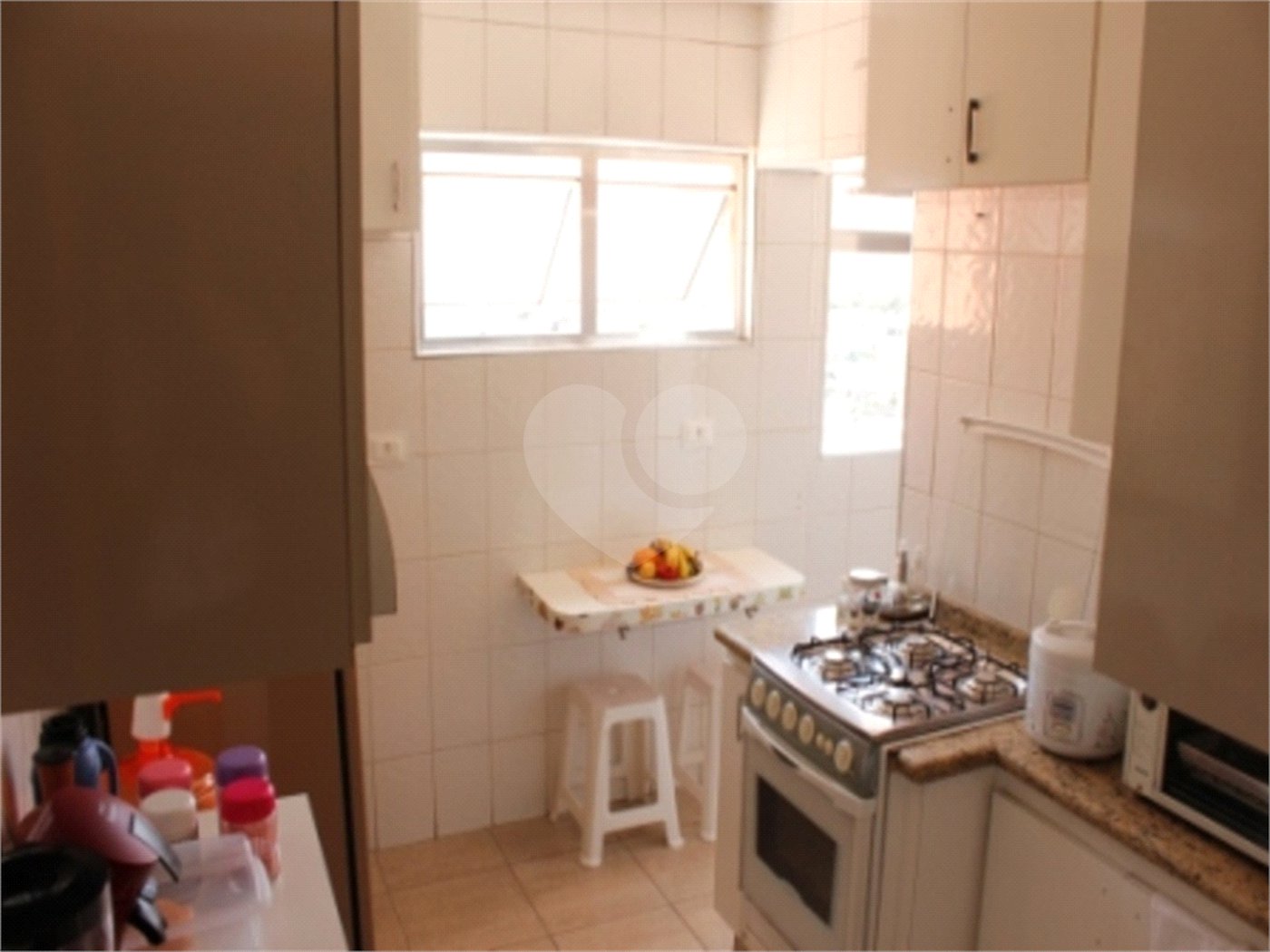 Apartamento 03 Dorm 02 Banheiros 01 Vaga na Saúde para Venda.