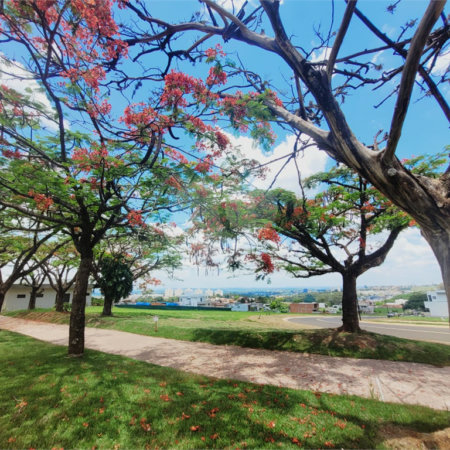 Oportunidade no Condomínio Villa Sapezal com ótima topografia - 360m² – Indaiatuba/SP