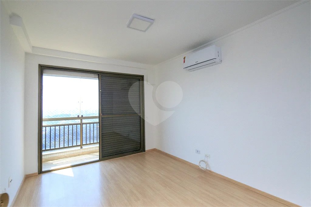Apartamento locação Alto da Boa Vista próximo Jardim Marajoara.