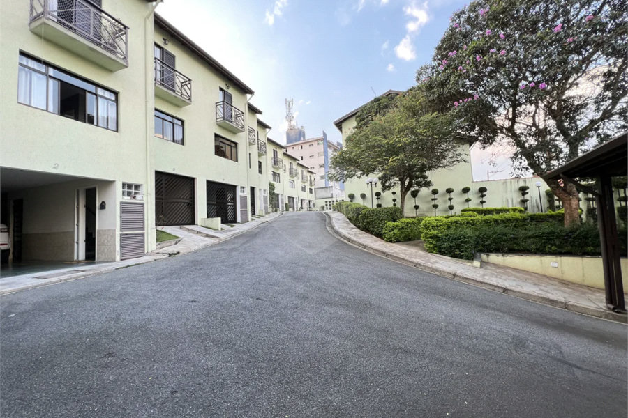 Casa com 2 dormitórios em condomínio fechado à Venda no Tremembé - Lindo1