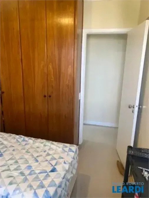Apartamento à venda com 3 quartos, sendo 1 suíte,  em Morumbi, São Paulo, SP