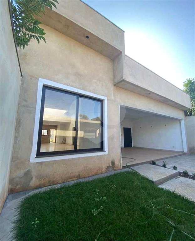 Casa Térrea à venda com 3 quartos, sendo 1 suíte, em Vila Cidade Industrial (vila Xavier), Araraquara, SP
