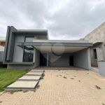 Casa á venda no condomínio Damha IV