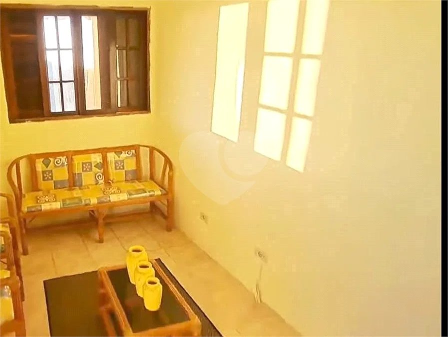 Belíssima casa com 04 dormitórios em Itanhaém