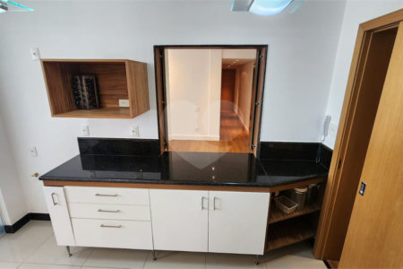 Apartamento no Condomínio Edifício Manaus em Ribeirão Preto para Venda