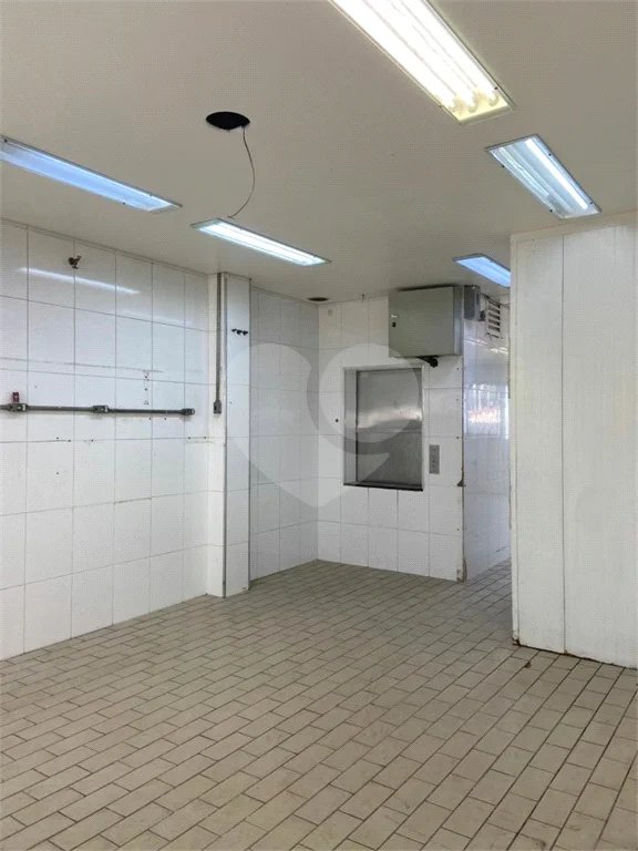 Prédio Comercial à Venda na Mooca – 394 m² de Área Construída